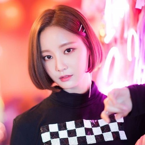 Yeonwoo / Lee Da Bin (eks Momoland) - TribunnewsWiki.com