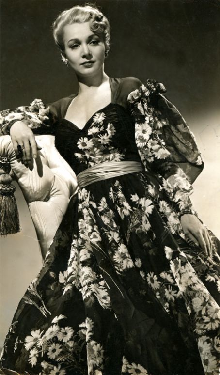 carole_landis_mb92