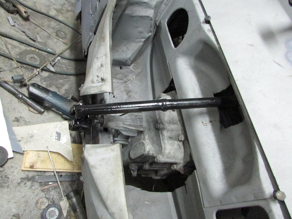 Steering & Gear lever instaltion (5)