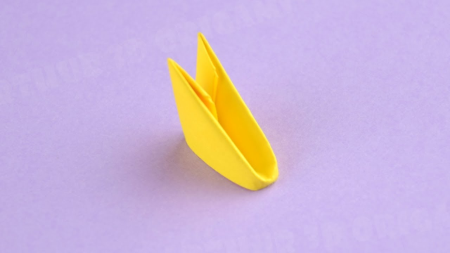 How to Fold 3D Origami Pieces