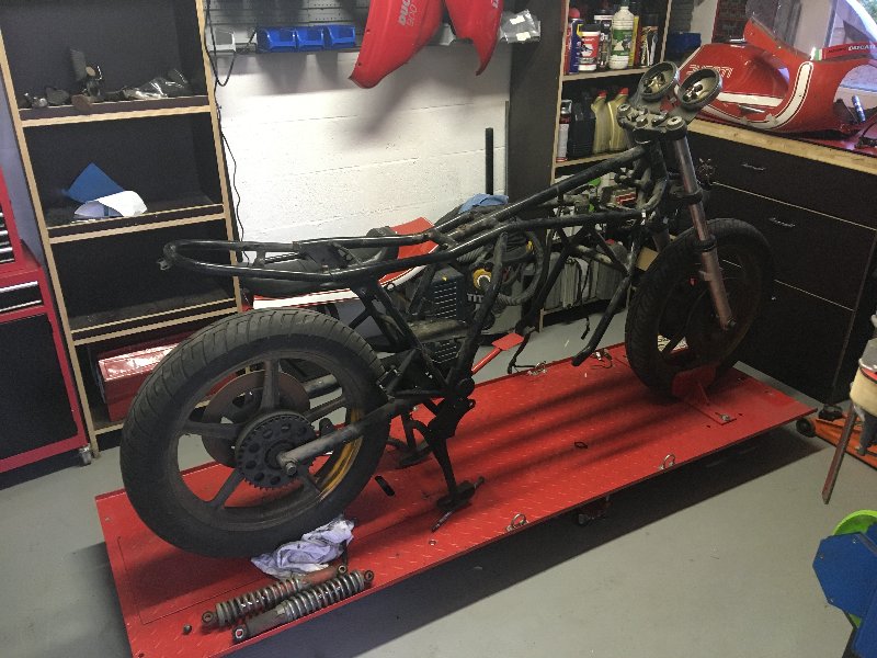 59A76C81-3B10-4182-A2E8-45EE3198E603