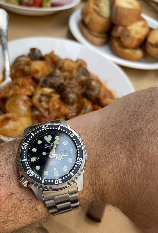 B8FB77AC-4E64-41F0-94CD-63E1C6A8E46D