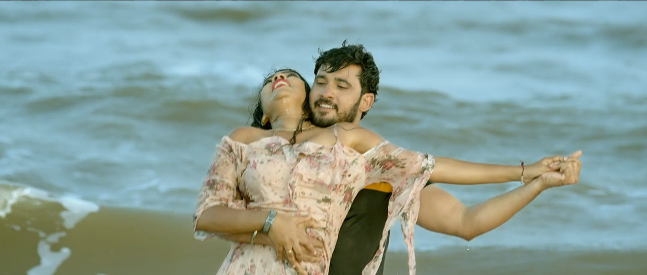 Pyar Hi Pyar 2021.1080p.AMZN.mkv_snapshot_17.54_[2021.07.09_16.47.51]