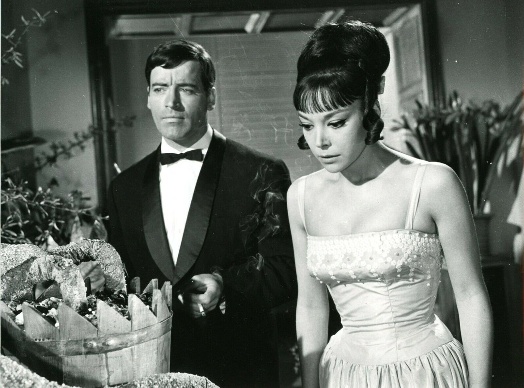 elisa montes 66 island of doomed