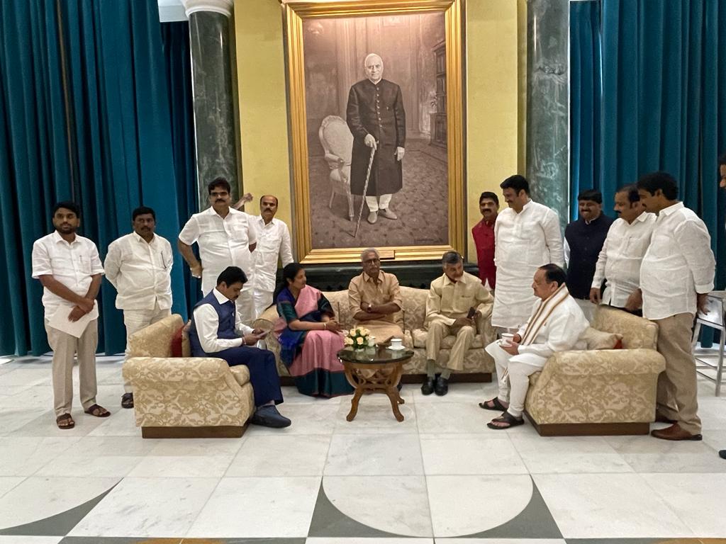 నడ్డాతో చంద్రబాబు ప్రత్యేక సమావేశం నడ్డాతో చంద్రబాబు ప్రత్యేక సమావేశం