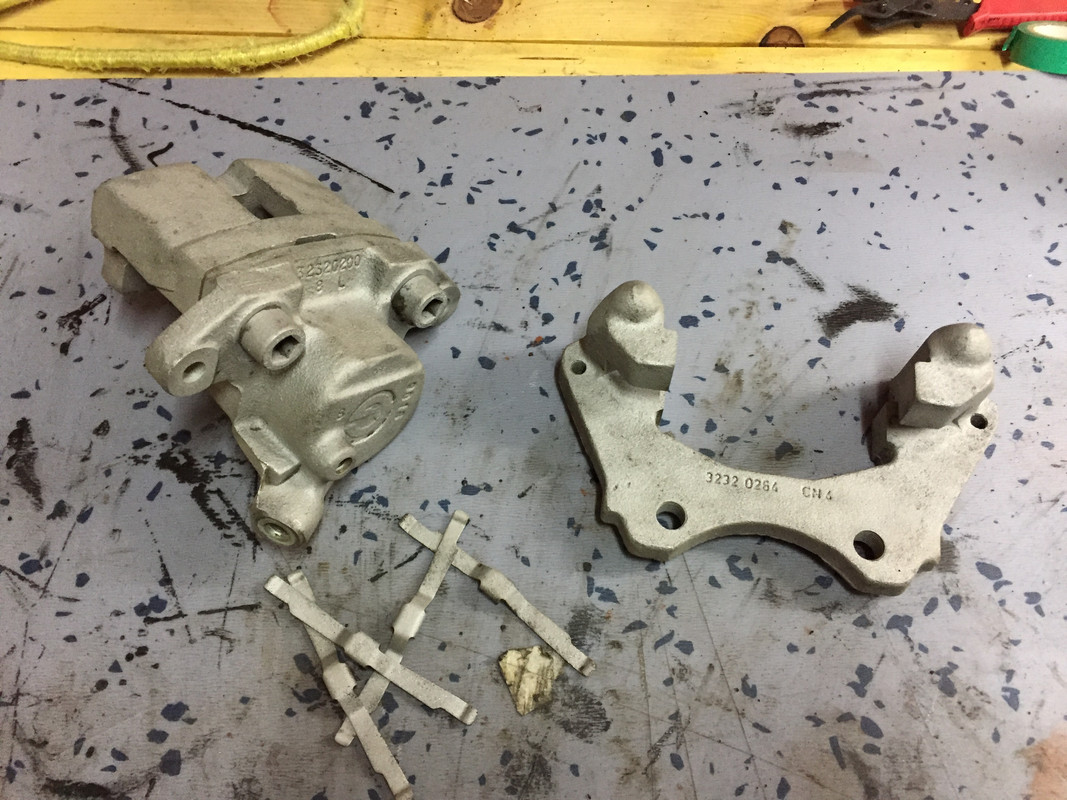 Restauration 4L (772)