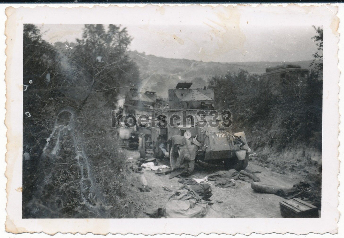 Panzer Spähwagen Wracks französische AMD White L