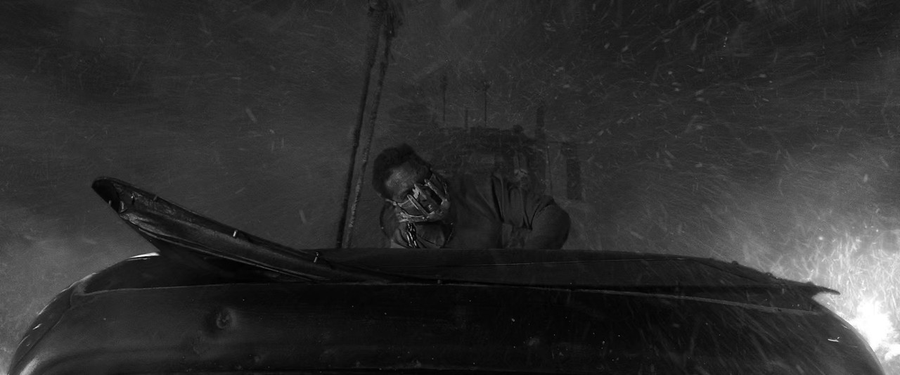 Mad Max - Fury Road 2015 Black and Chrome (1080p x265 10bit Tigo