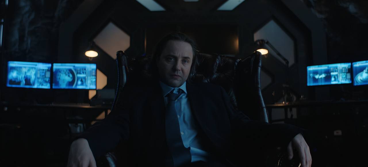 Titans.S03E11.The.Call.Is.Coming.From.Inside.the.House.1080p.10bit.BluRay.AAC5.1.HEVC-Vyndros.mkv_sn