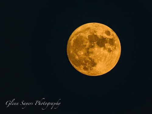 Fall-Orangish-Moon