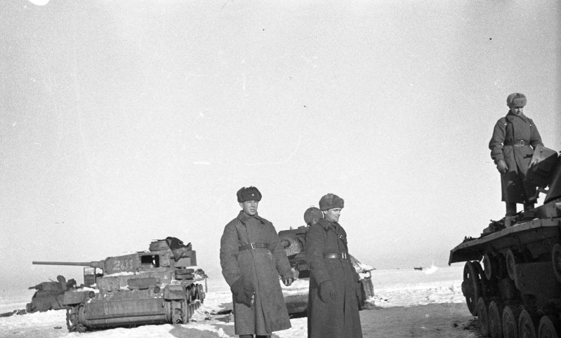 Немецкий танк, захваченный в боях за местечко Котлубань близ Сталинграда (2)