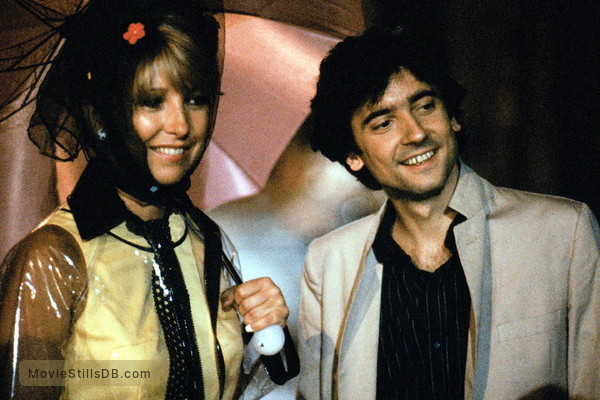 Teri Garr (2)