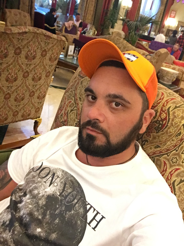 94D0D5BC-87A0-4CF9-985A-3B9510EC8EE8