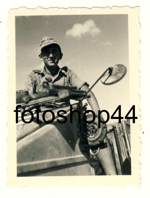 WH VW Kübelwagen Afrika DAK1