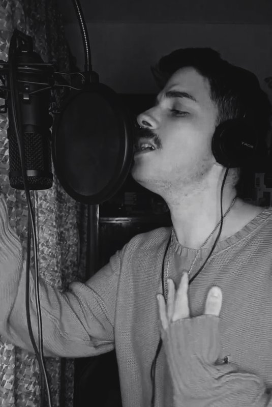 KxN - K-Nayfe, vocalista de Tenerife