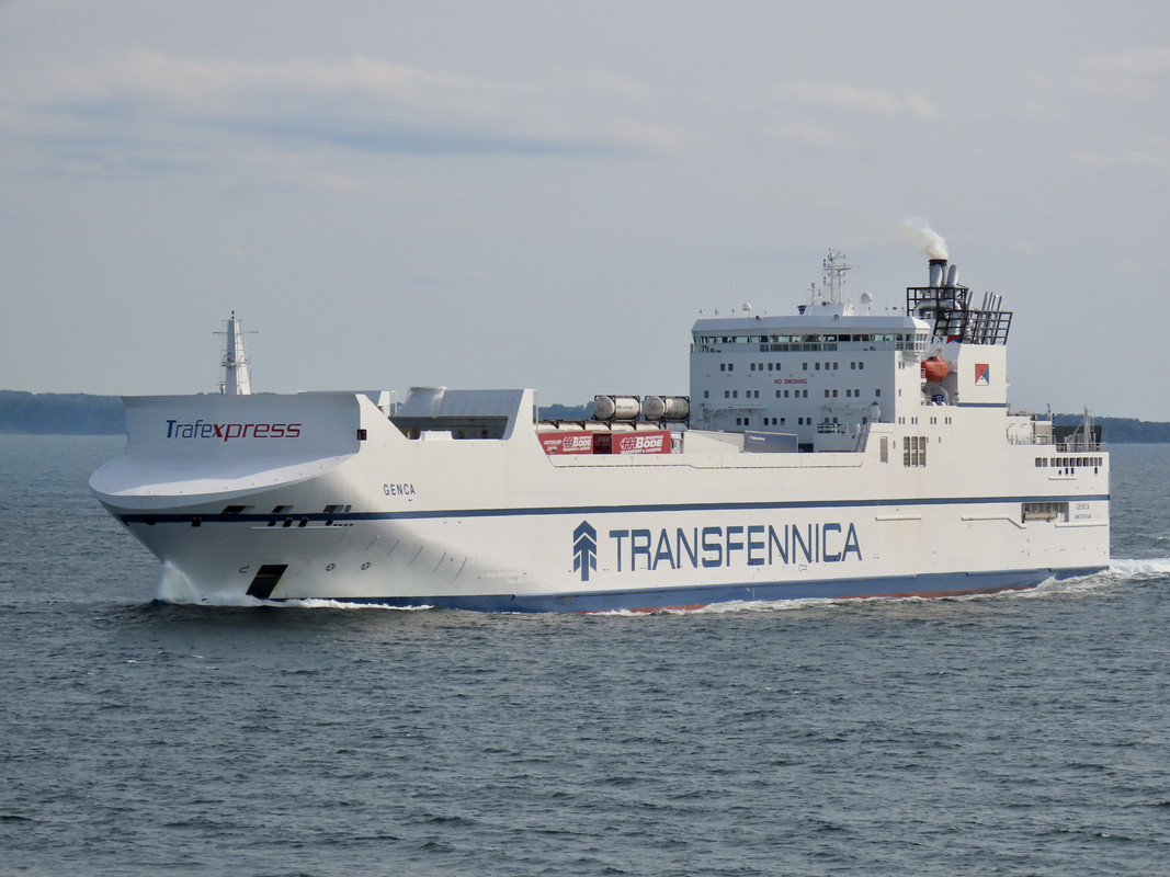 07D552C4-DFA4-4F95-BE67-ACDA28943D8B