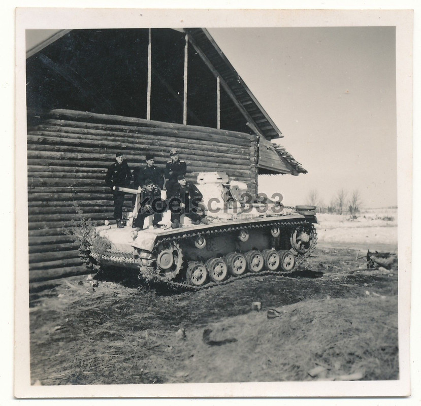 Foto Panzer Besatzung Auf Ihrem Kampfwagen Postimages