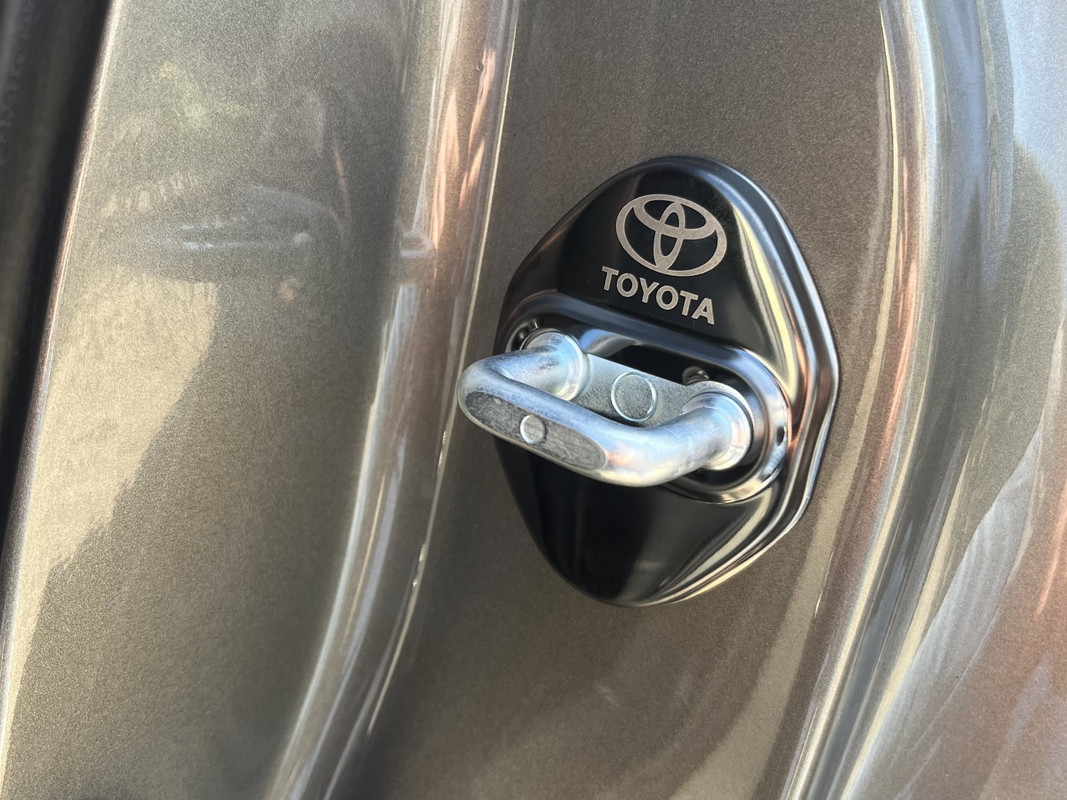 B0C114C9-445B-4DBC-9C15-22D3A47C936D