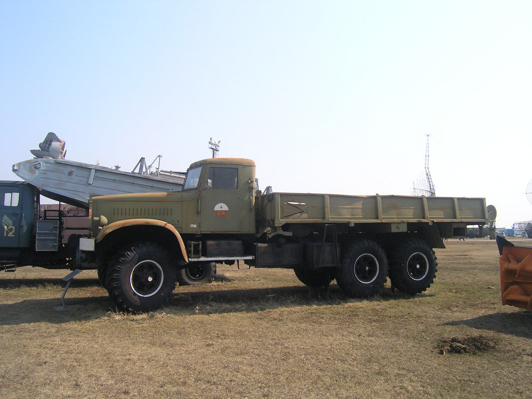 KrAZ-214_in_Technical_museum_Togliatti