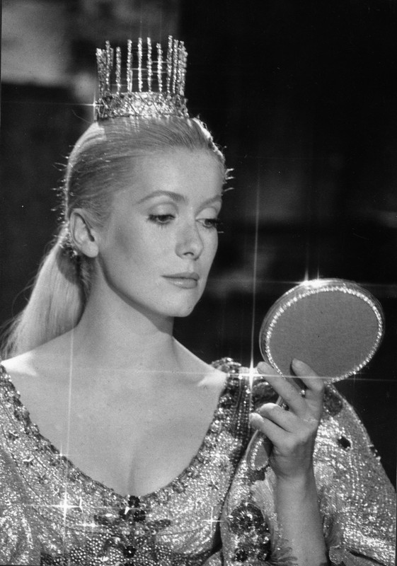 catherine_deneuve_md11