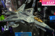 18-Movie-Masterpiece-Starscream-04