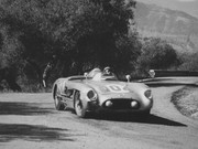  1955 International Championship for Makes - Page 3 55tf104-Mercedes-Benz-300-SLR-S-Moss-P-Collins-8