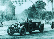 24 HEURES DU MANS YEAR BY YEAR PART ONE 1923-1969 - Page 9 30lm03-Bentley-SS-SDavis-CDuntee-4