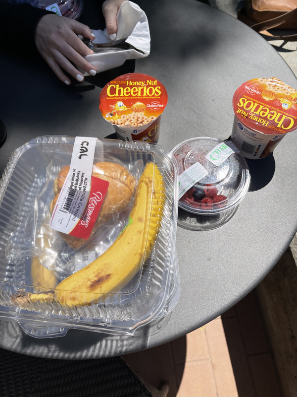 FCC153EF-BB4E-4C4C-973F-80CE3EBED665