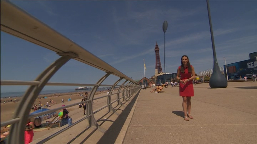 07.18 - 18.30.00 - North West Tonight. The latest news, sport and wea....ts_snapshot_23.16.452