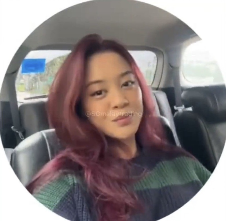 Redhead minah