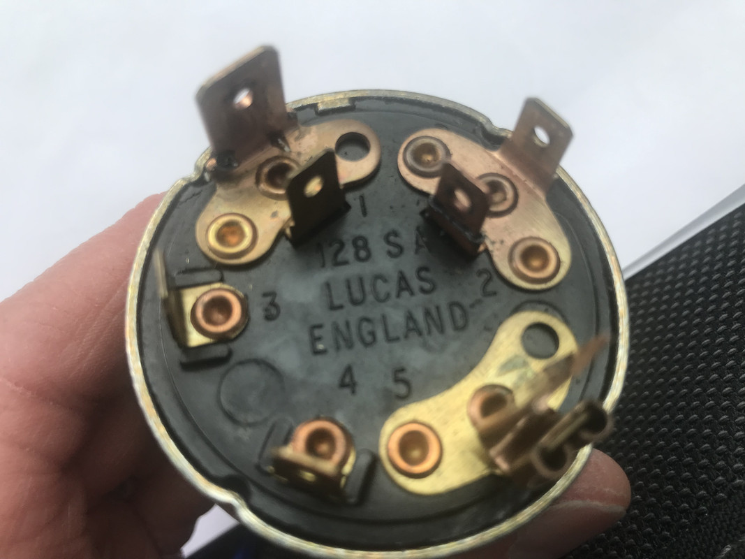 2021-05-25 15.56.38-1