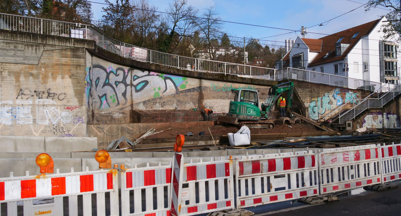 [Bild: 291125-110633-415b.jpg]