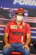 [Imagen: carlos-sainz-jr-ferrari-at-pre-1-2.jpg]