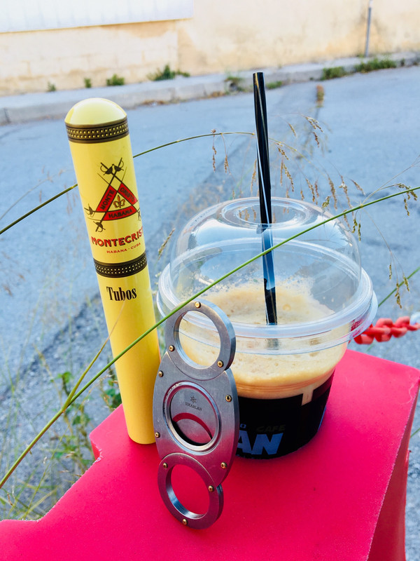 DB1A3673-C7A2-4DB0-A4C8-8D7EB916BF6D