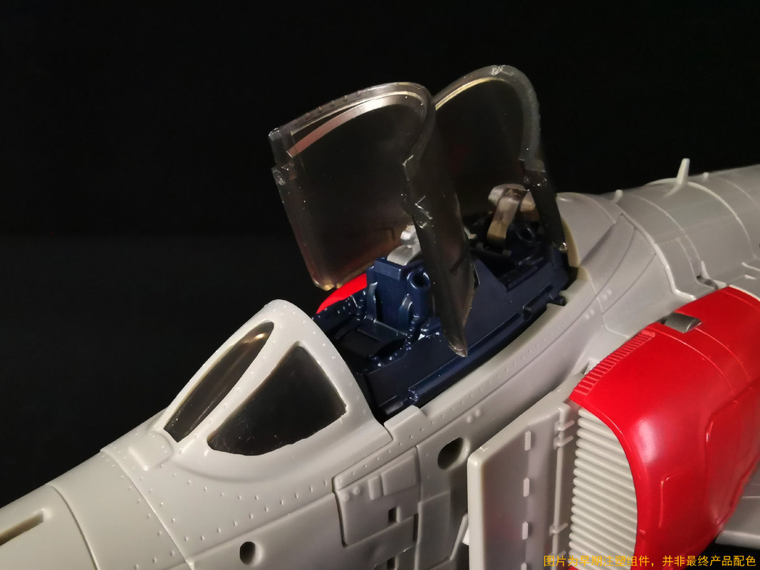 Zeta-Toys-Bumblebee-Movie-Blitzwing-19