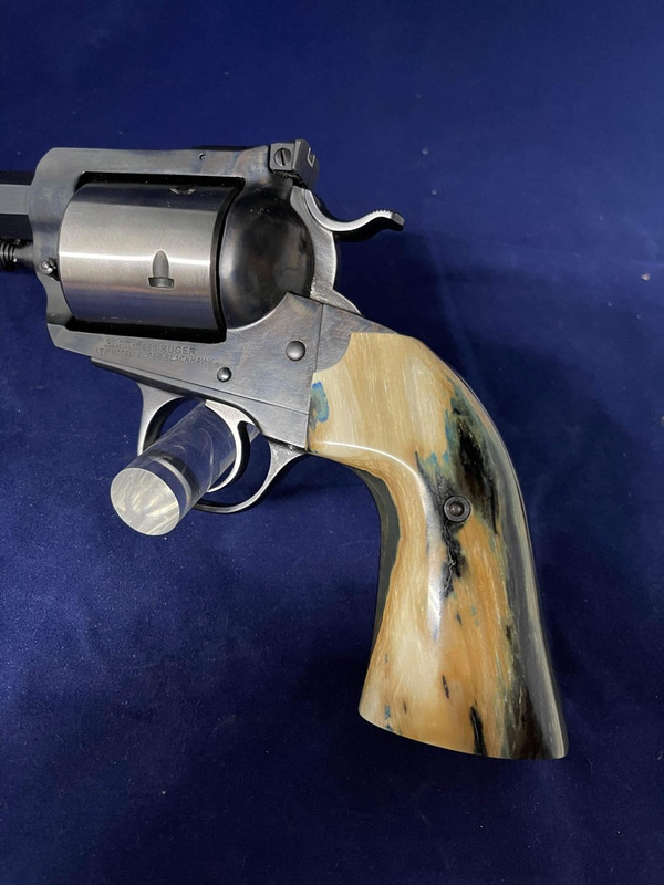 4083AB1E-3F13-459D-BECB-841509F1D54B