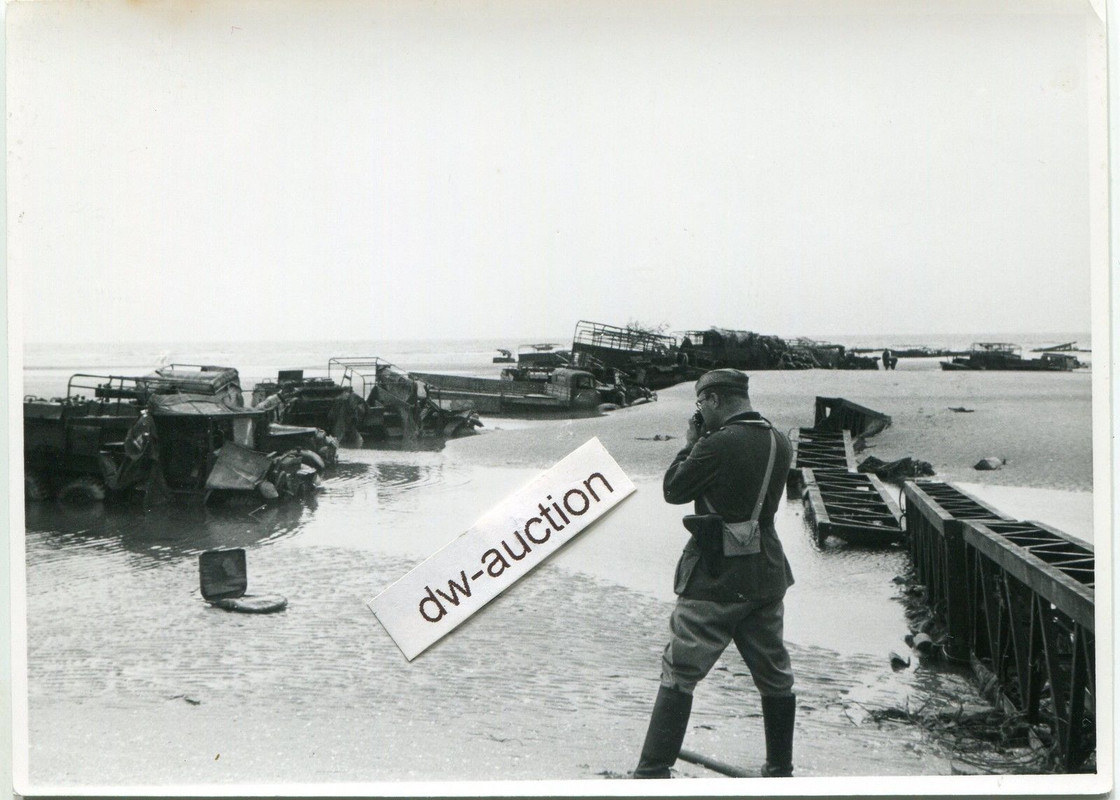 Dunkerque Dünkirchen , zerstörte Fahrzeuge am St