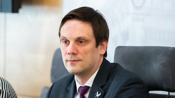 Seimo narys Tomas Tomilinas buvo neteisėtai sekamas