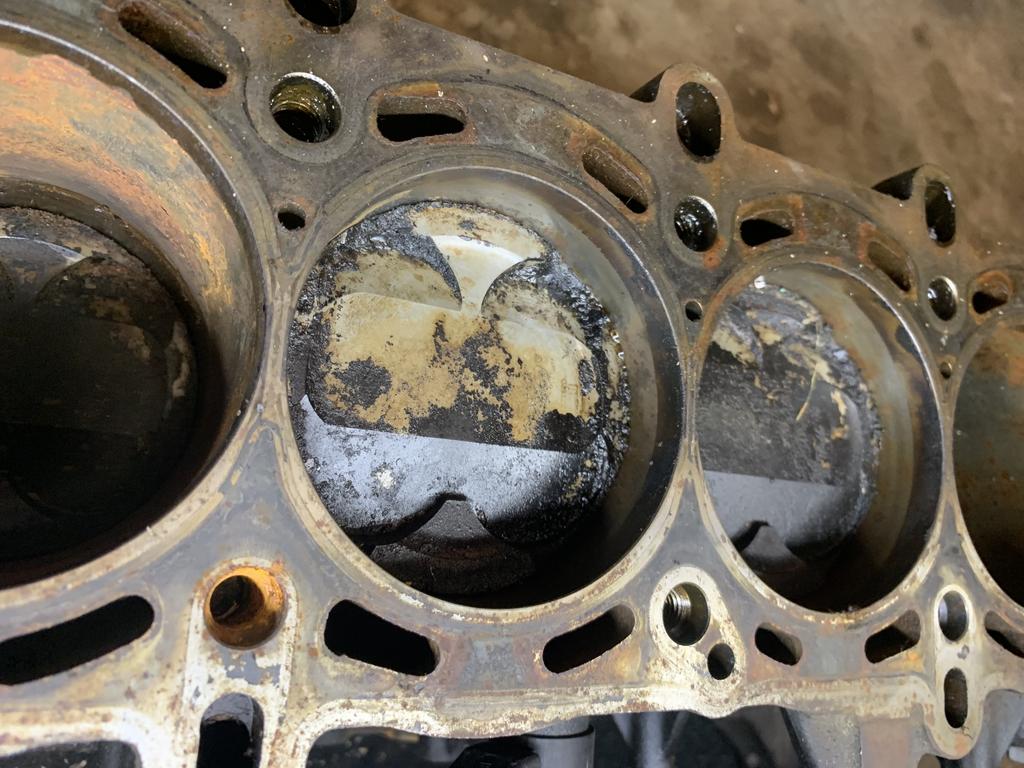 5868EBB9-3681-4731-83D2-3929C88734CF