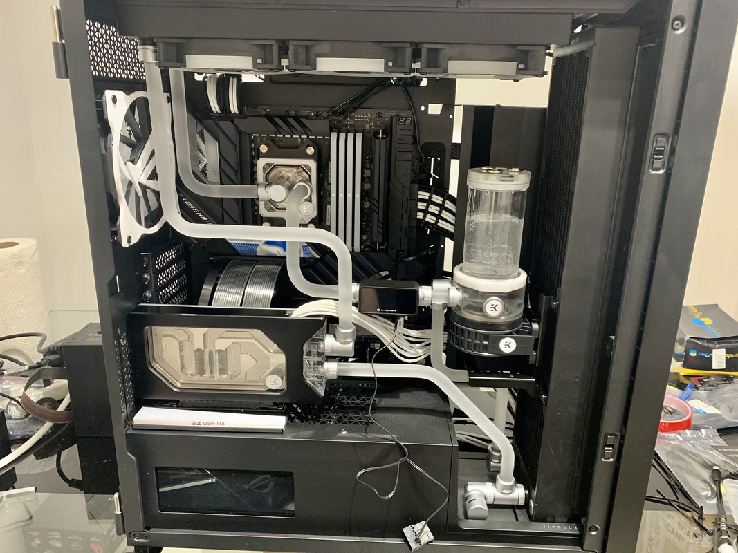 E7930E4C-3C17-4460-B3F0-BF0670ECE0A0