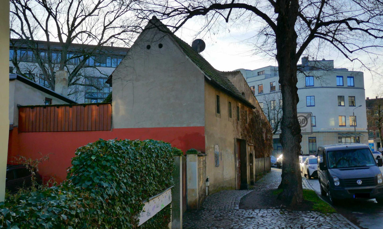 Bild: https://i.postimg.cc/s22pdT8Z/P1330225.jpg
