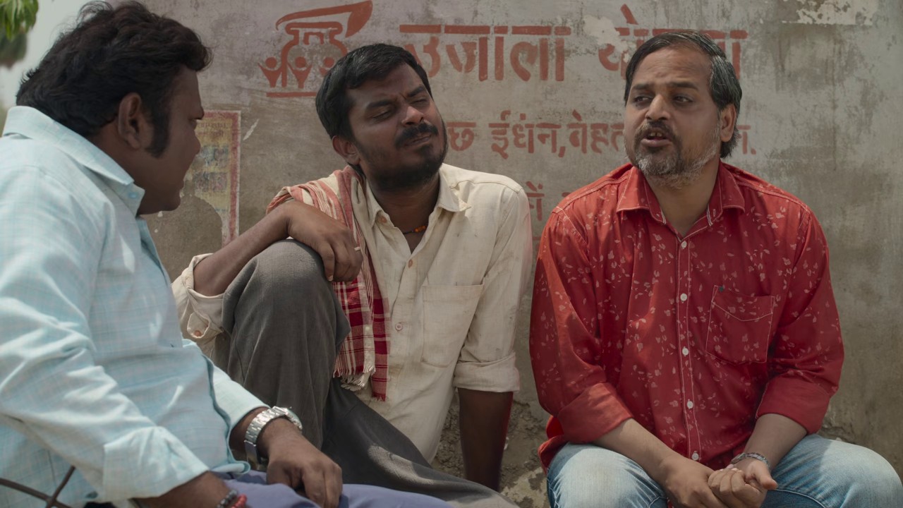 Panchayat-S03-E01-Hindi-Rangbaazi-AMZN-WEB-DL-720p-HEVC-EAC3-6ch-mkv-0001