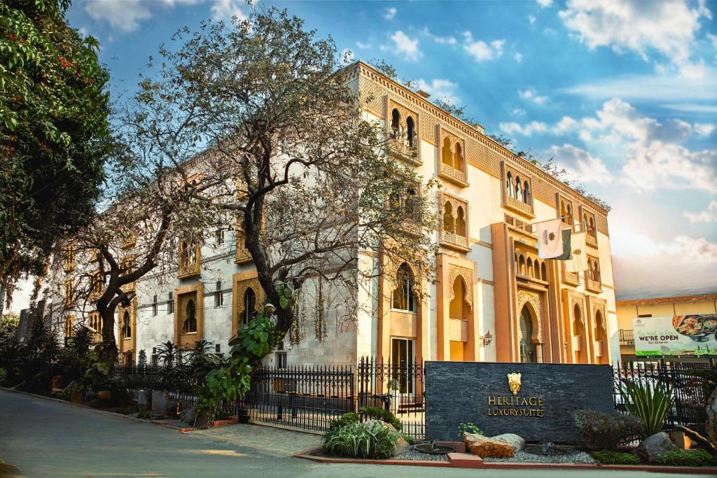 Heritage Luxury Suites- All Suite hotel