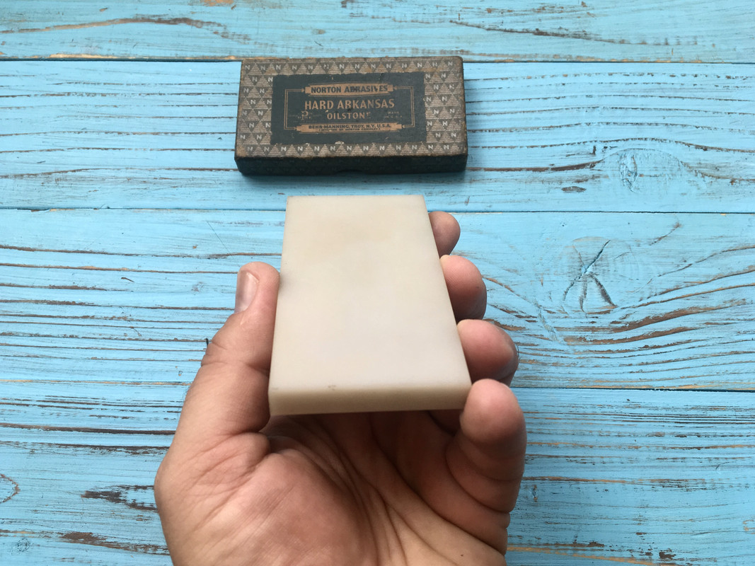 BBFC40D8-B1F4-4449-8D00-DAFBBBFD1B1C