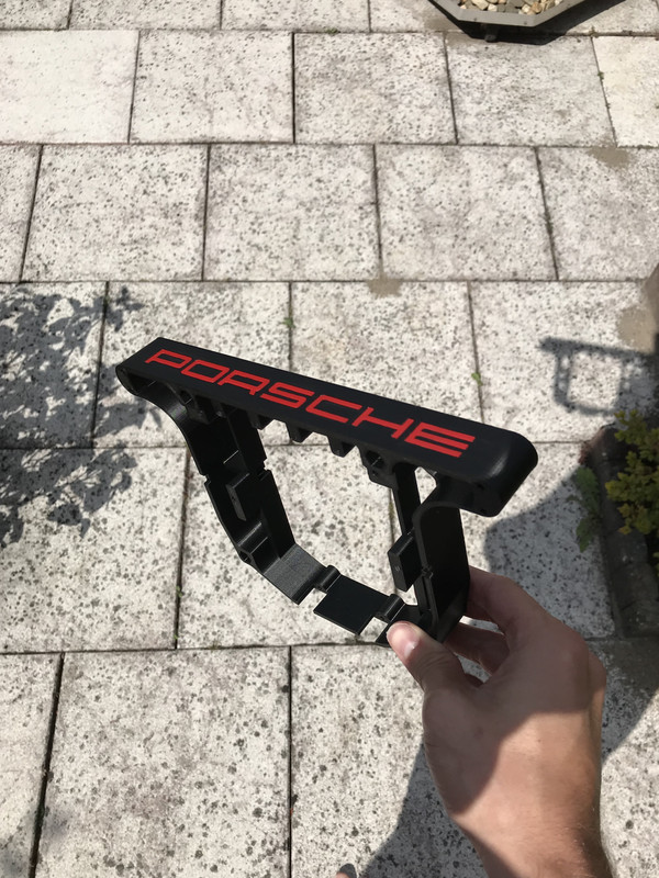 40FB7B5D-2015-4D94-8F3D-ABA1EDE03A01