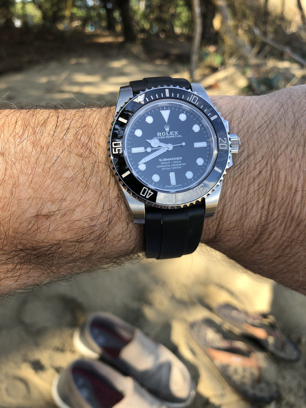 Submariner on rubber - Rolex Forums 