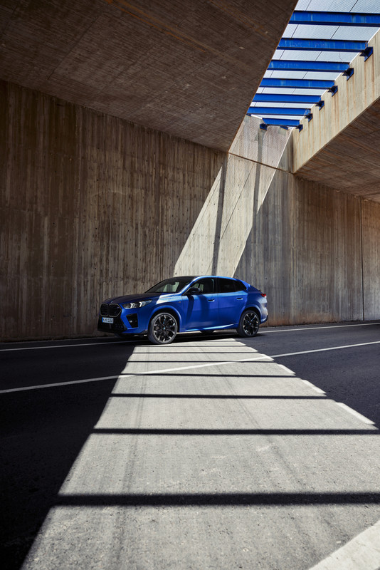 P90525131_highRes_the-all-new-bmw-x2-m