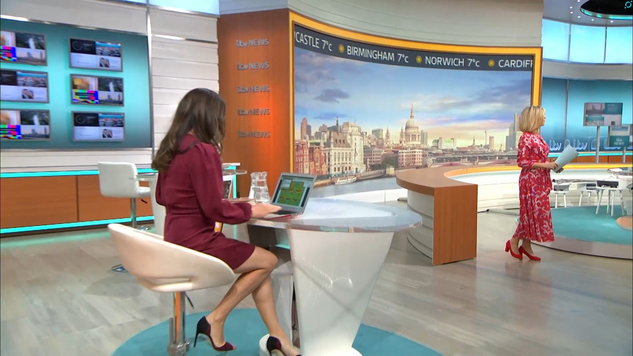 11.26 - 06.00.00 - Good Morning Britain. Morning magazine featuring a....ts_snapshot_02.53.489