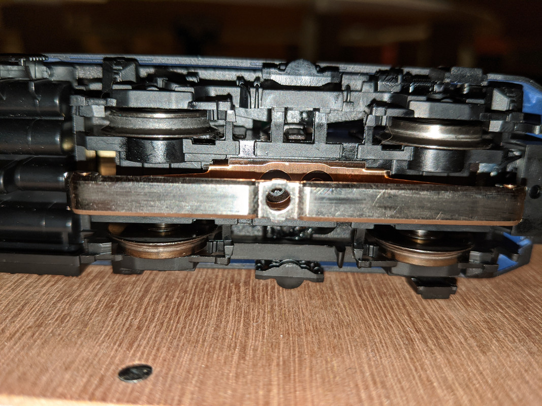 maakt onverwacht geluid