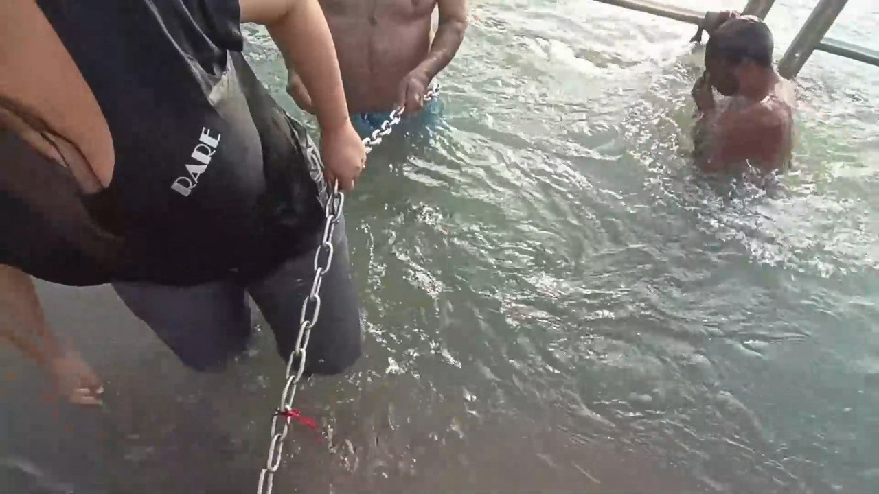 Chubby desi girl huge boobs cleavage in wet black tshirt.mkv_snapshot_03.22.009